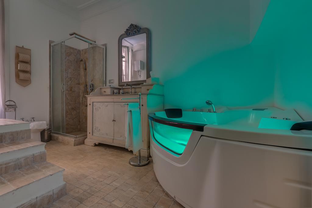 Colonna Suite - Rome Spanish Steps Suite & Spa